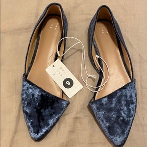 Blue velvet flat